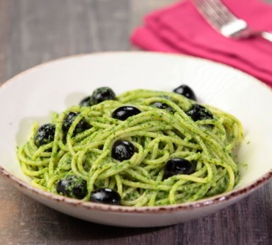 Spaghetti with olives and caper sauce  