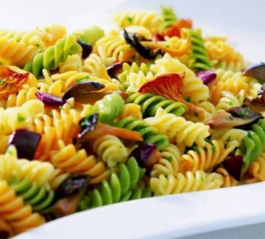 Pasta with mushrooms and aubergines 