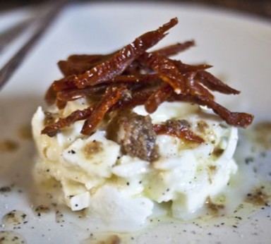 Buffalo mozzarella morsels with sliced dried tomatoes