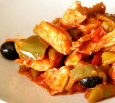 Chicken stew with chilli and peppers 